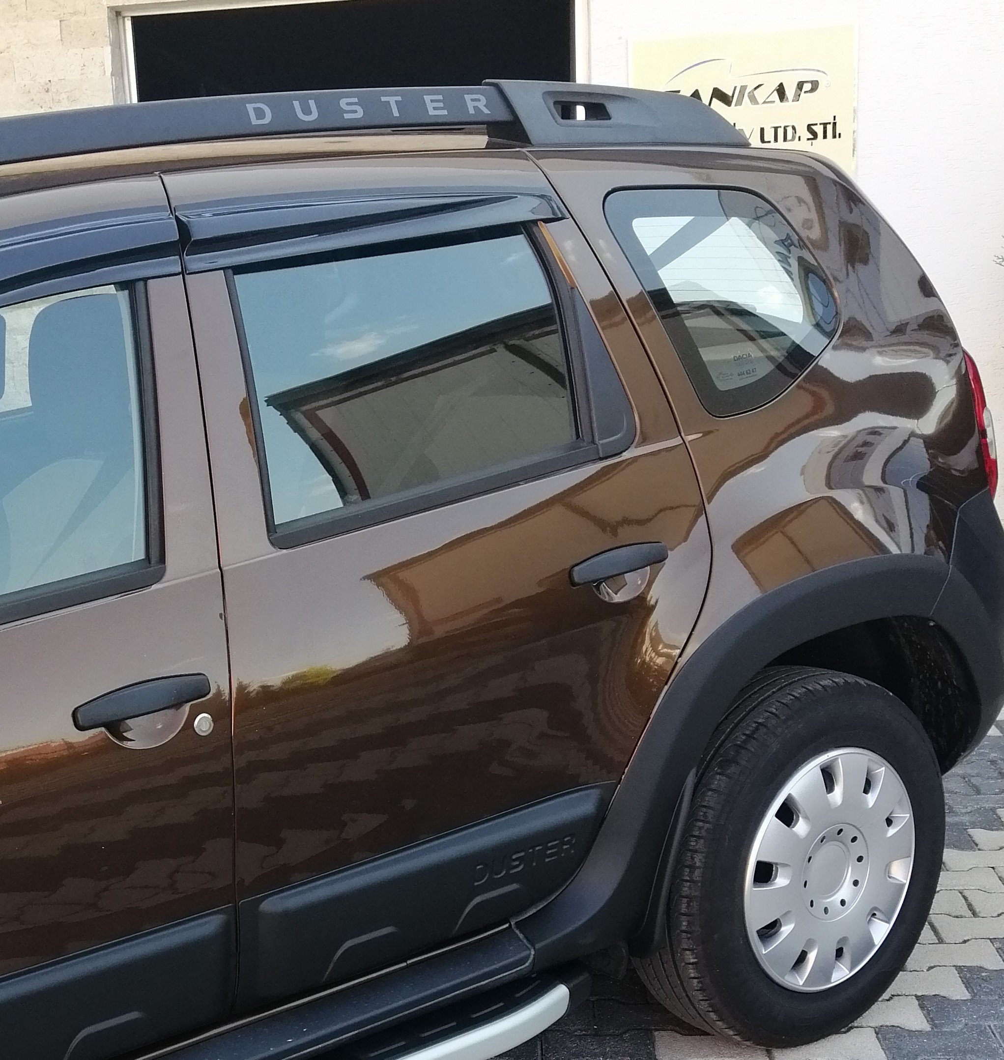 Dacia duster gövde kaplama 